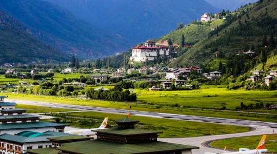 46577-Paro_airport.jpg